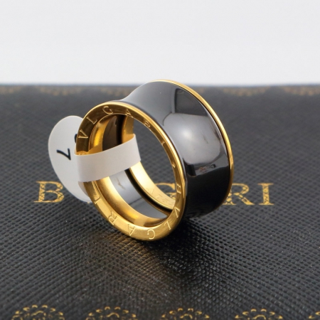 宝格丽圆弧陶瓷戒指 镀18K彩金 戒指情侣指环钛钢玫瑰金