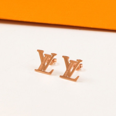 LV立体字母耳钉 经典欧美时尚新款钛钢耳环情侣饰品批发