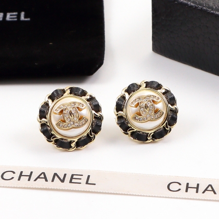 香奈儿小羊皮珍珠耳钉 镀18K钛钢彩金情侣饰品耳环批发