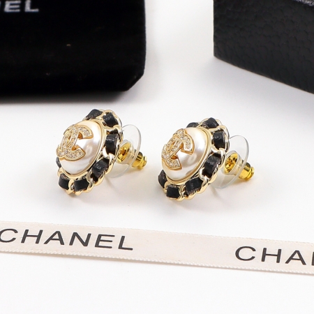 香奈儿小羊皮珍珠耳钉 镀18K钛钢彩金情侣饰品耳环批发