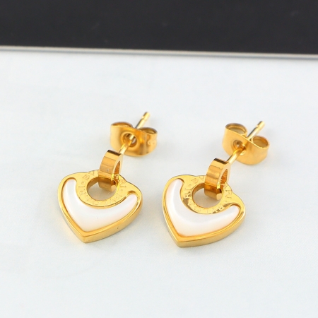 宝格丽爱心吊坠耳钉 钛钢字母耳环情侣耳饰批发