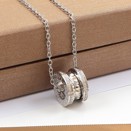 宝格丽慈善款小红人一圈钻弹簧项链 情侣明星款锁骨链钛钢批发