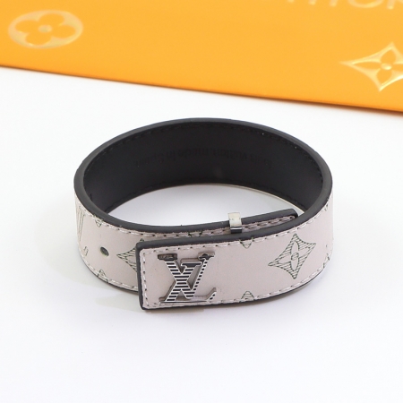 LV立体金属字母手环 欧美时尚表带钛钢手镯情侣饰品