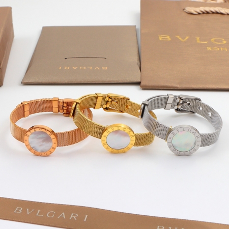 宝格丽表带款白贝母钛钢手镯 字母编织表带款设计手链手镯