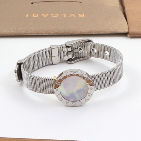 宝格丽表带款白贝母钛钢手镯 字母编织表带款设计手链手镯