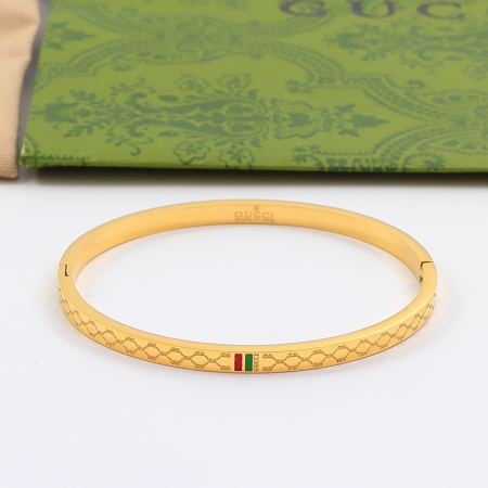 古驰窄版字母手镯 钛钢镀18K玫瑰金手环女士彩金手环批发